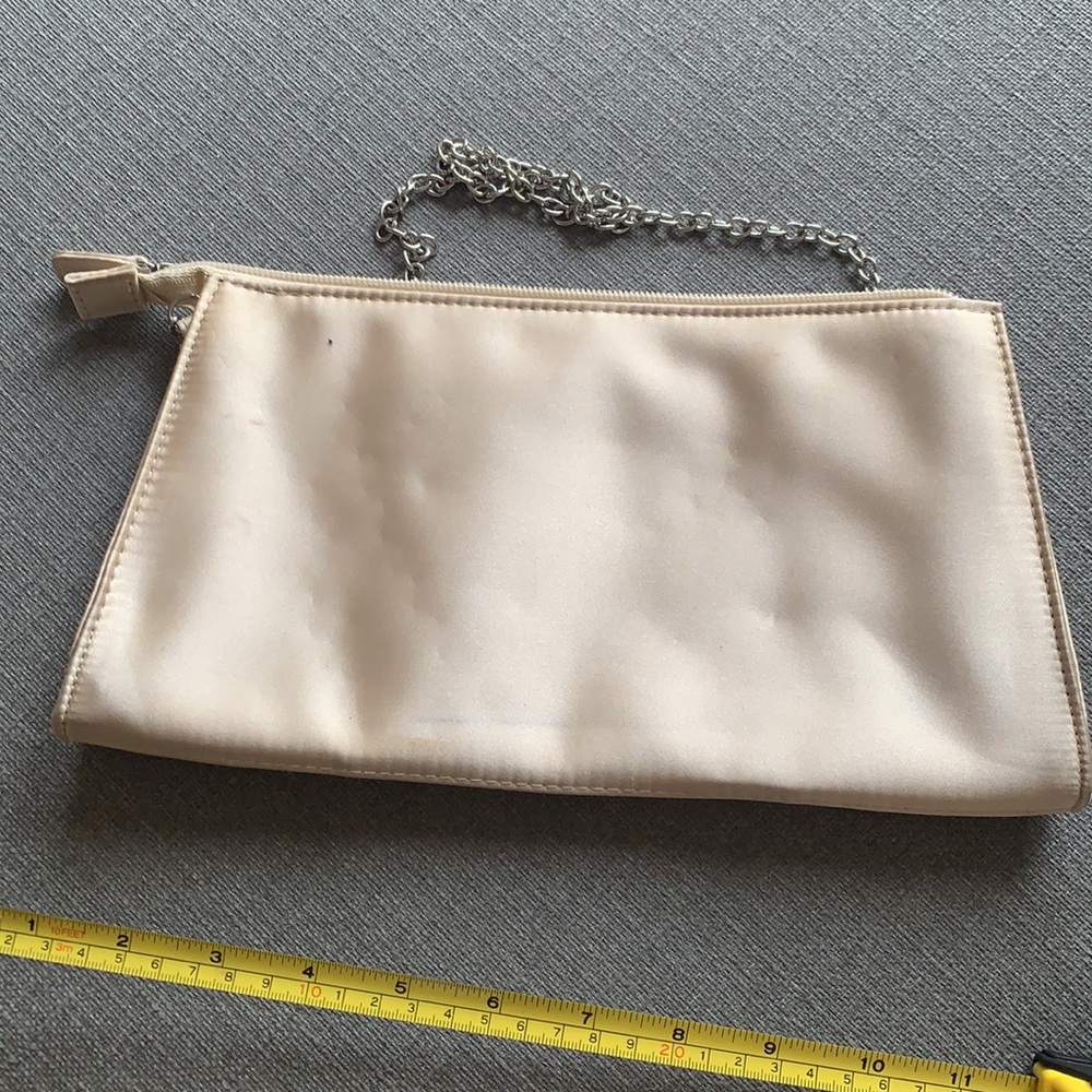 Accessorize Bag - Picture 5 of 8